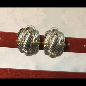 Vintage Clip On Earrings mix‎ silver and gold tone